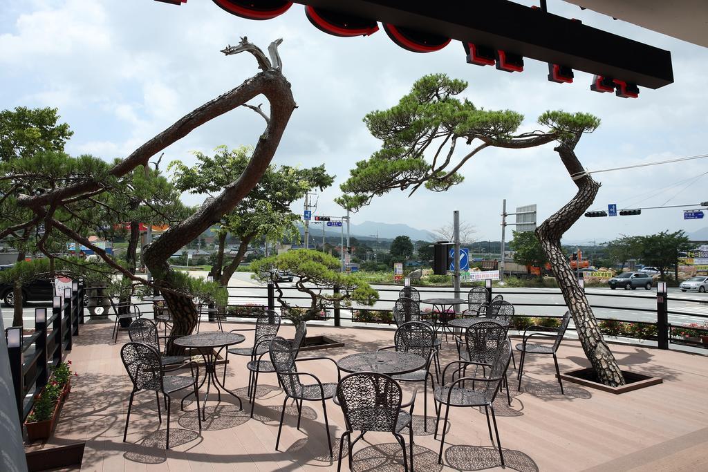 Arisu Gyeongju Hotel Экстерьер фото