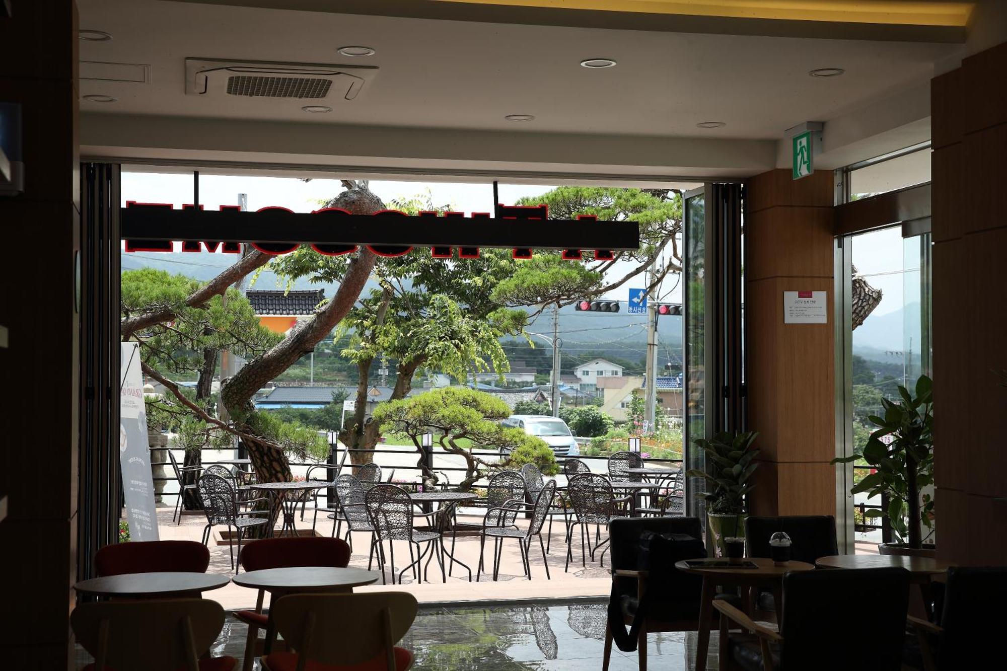 Arisu Gyeongju Hotel Экстерьер фото